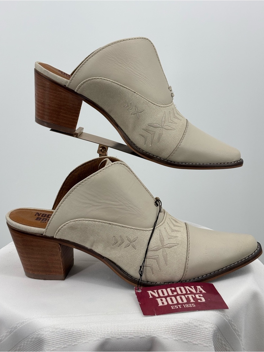 Nacona Damita Pearl Cowhide Western Mule Boots, Size 11